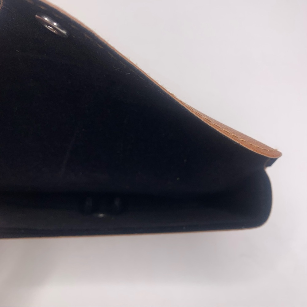 Ray-Ban Brown Leather Sunglasses Case - Picture 3 of 3